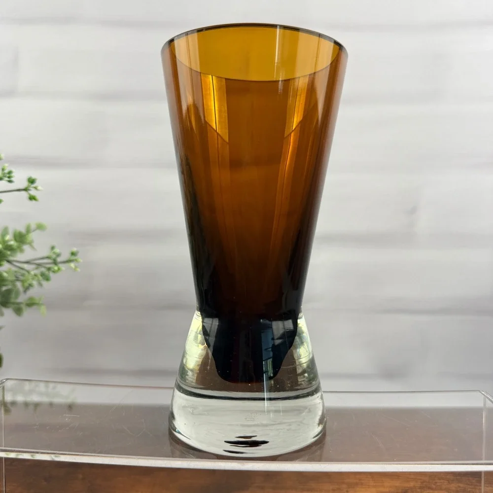 Riihimäen Lasi Tamara Aladin Amber Glass Vase Scandinavian Finland 6.25